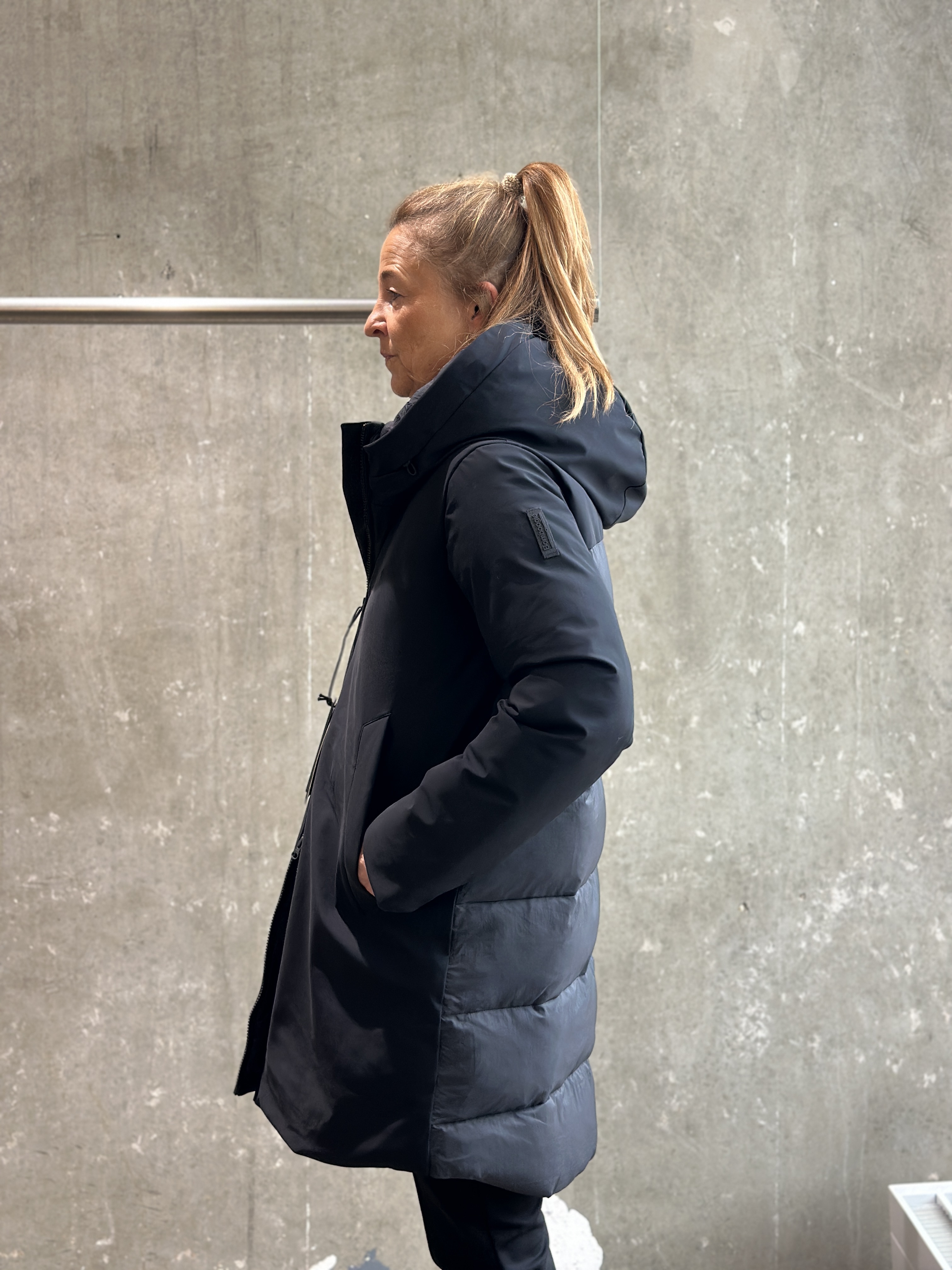 BOMBOOGIE  Daunenmantel mit Kapuze 