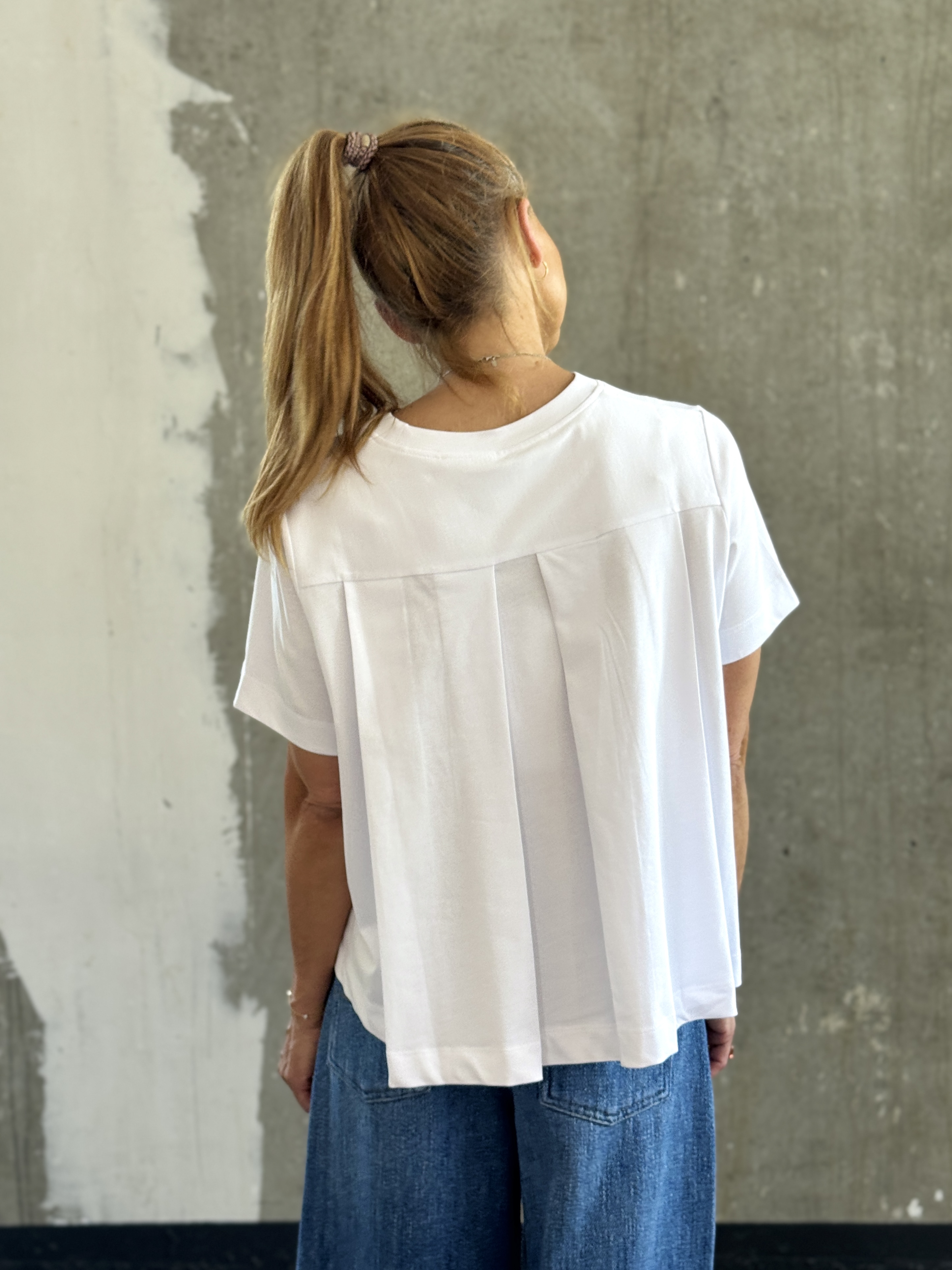 NARLI T-Shirt mit Plissee-Falte am Rücken weiss
