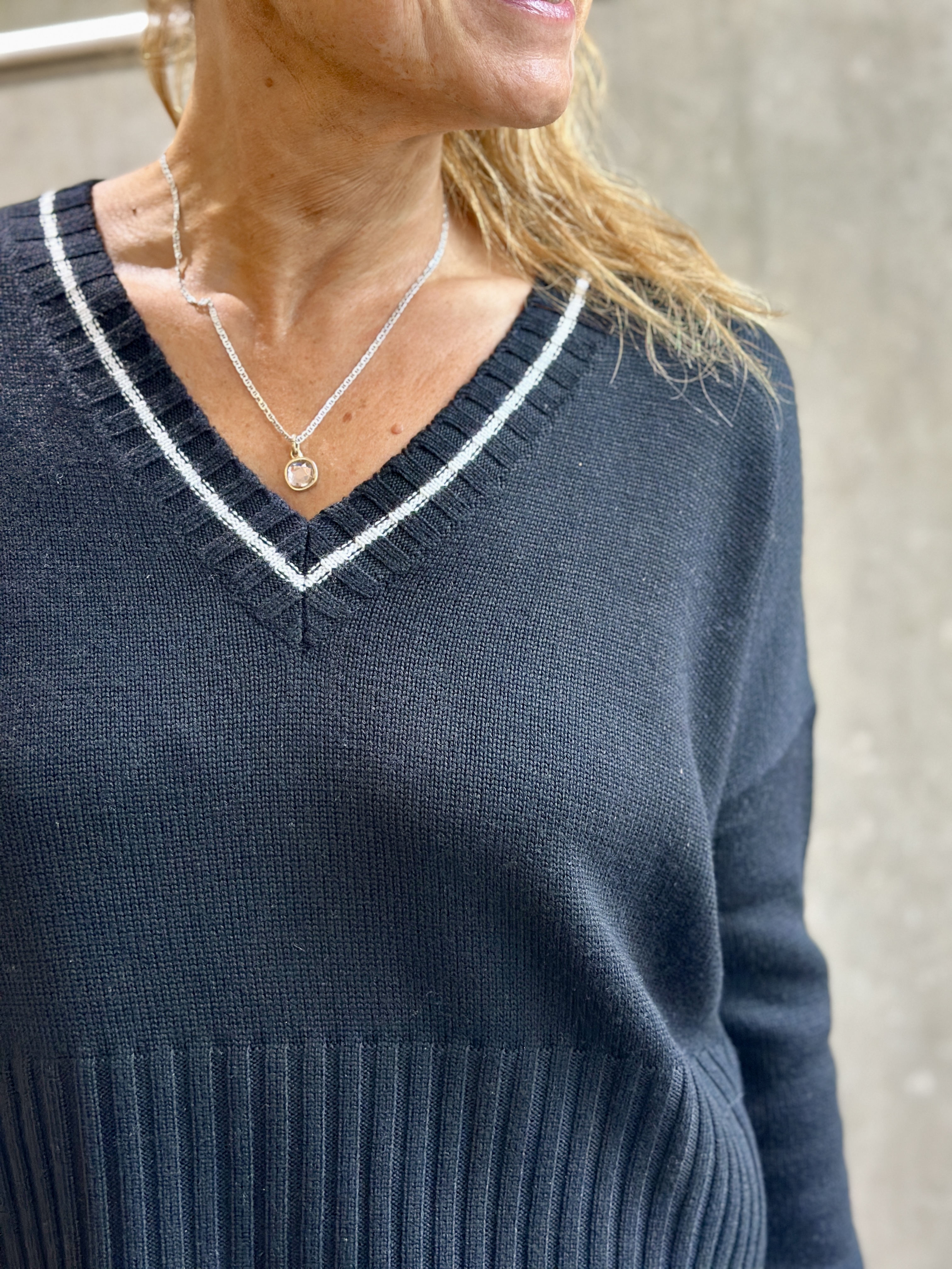 Handmade Pullover black/white