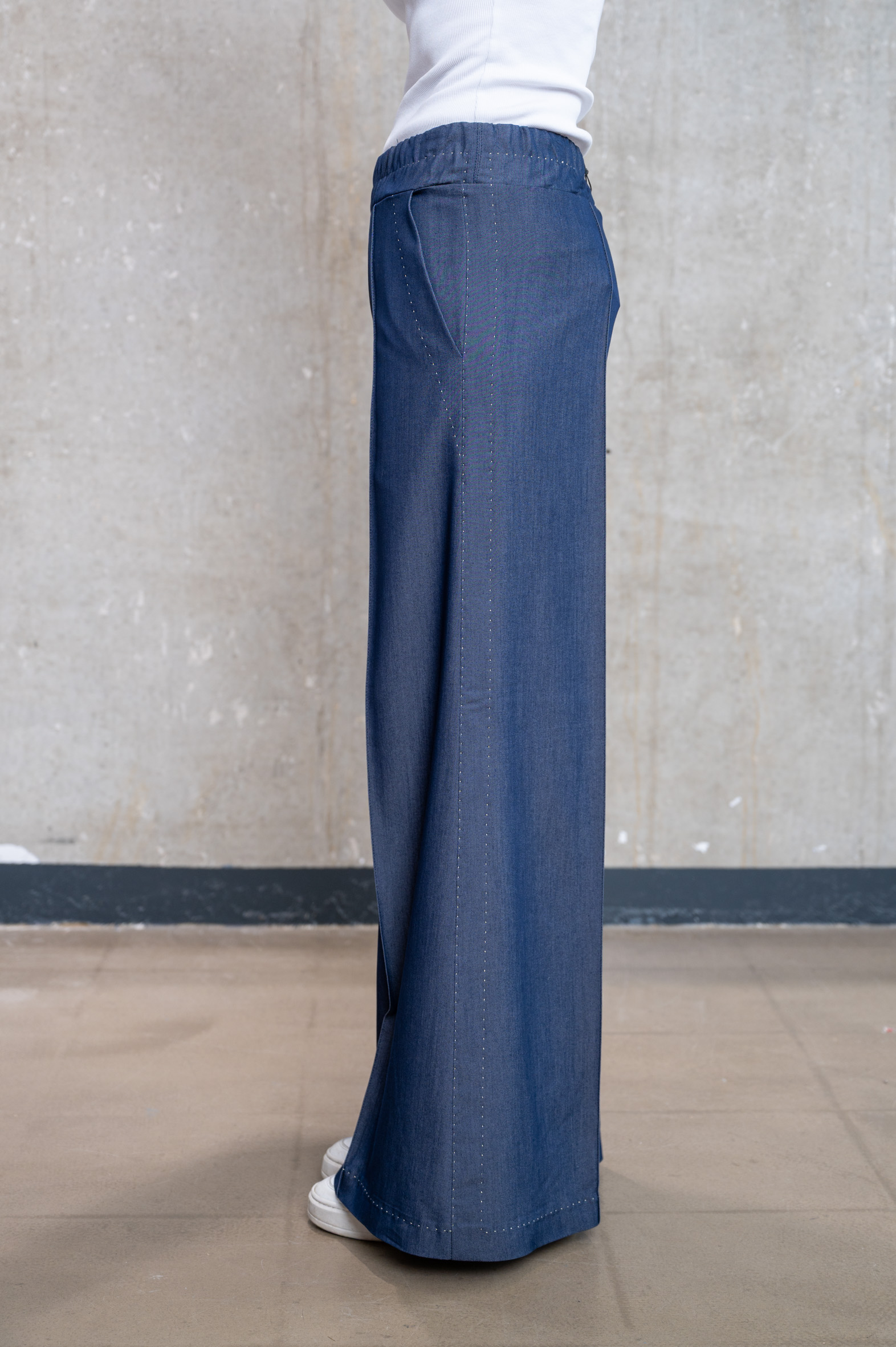 SASSENBACH_Style Hose Jade Stich 