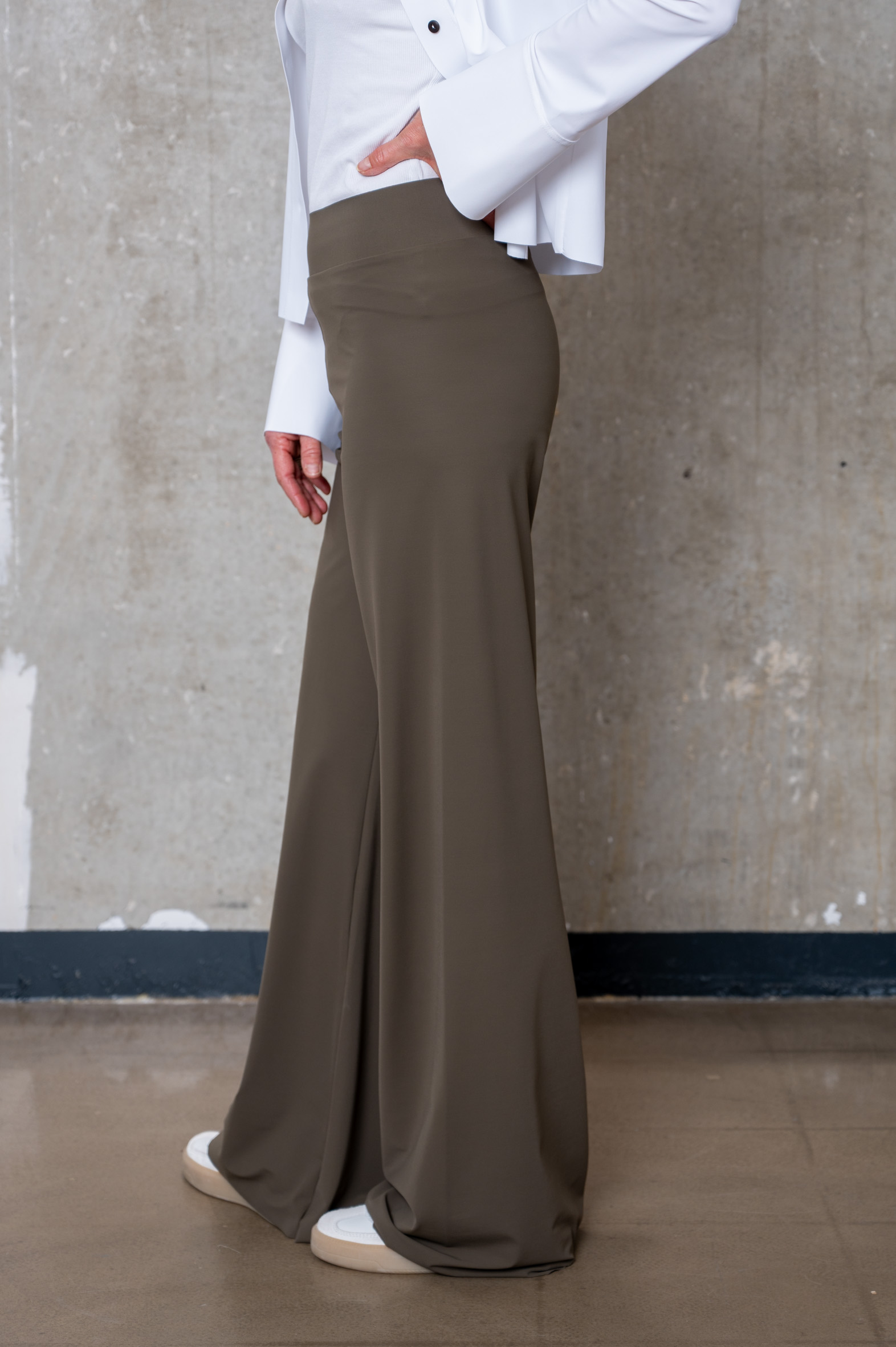 SASSENBACH_STYLE HOSE LENNIE khaki