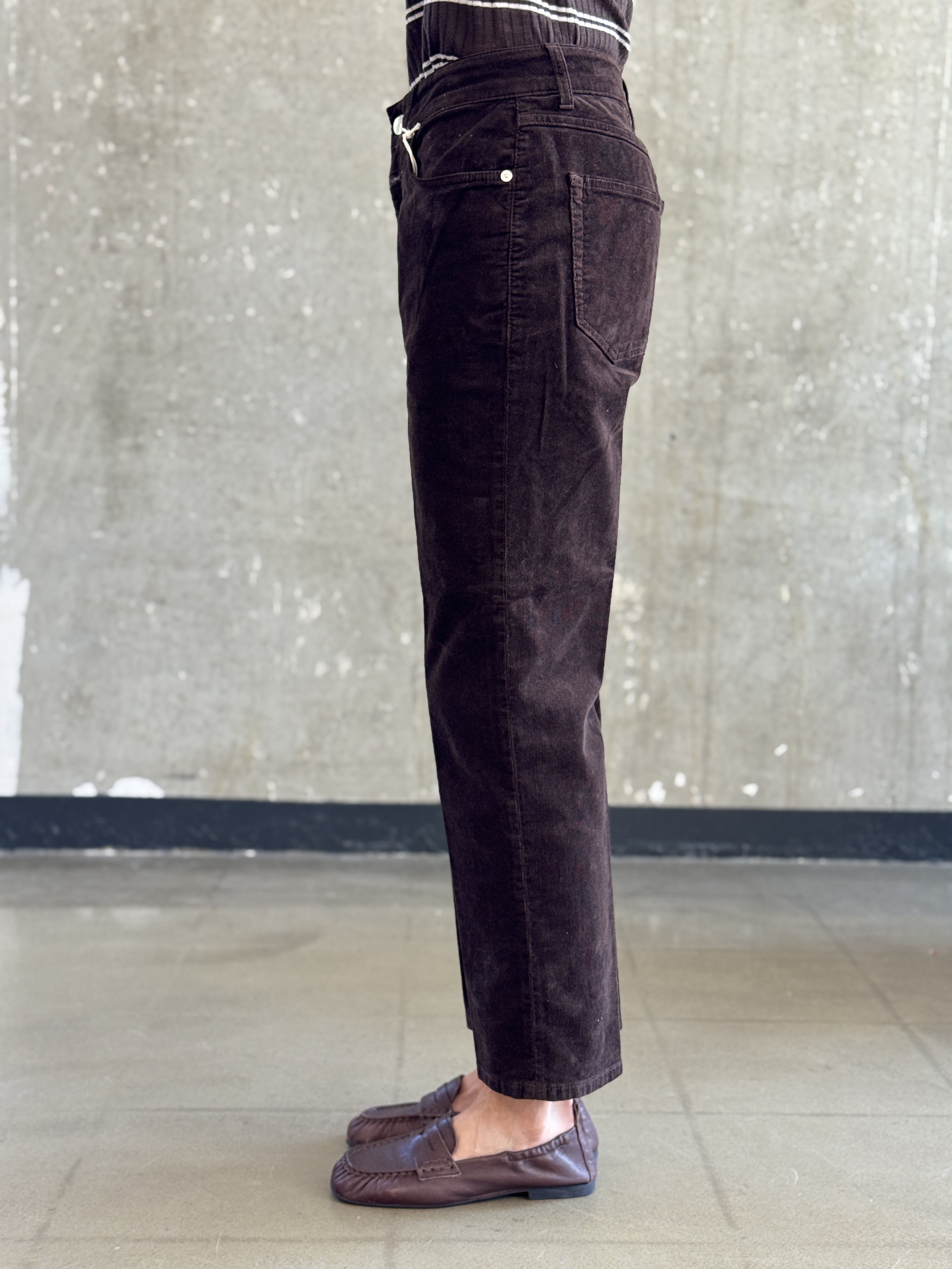 CLOSED Hose MILO braun