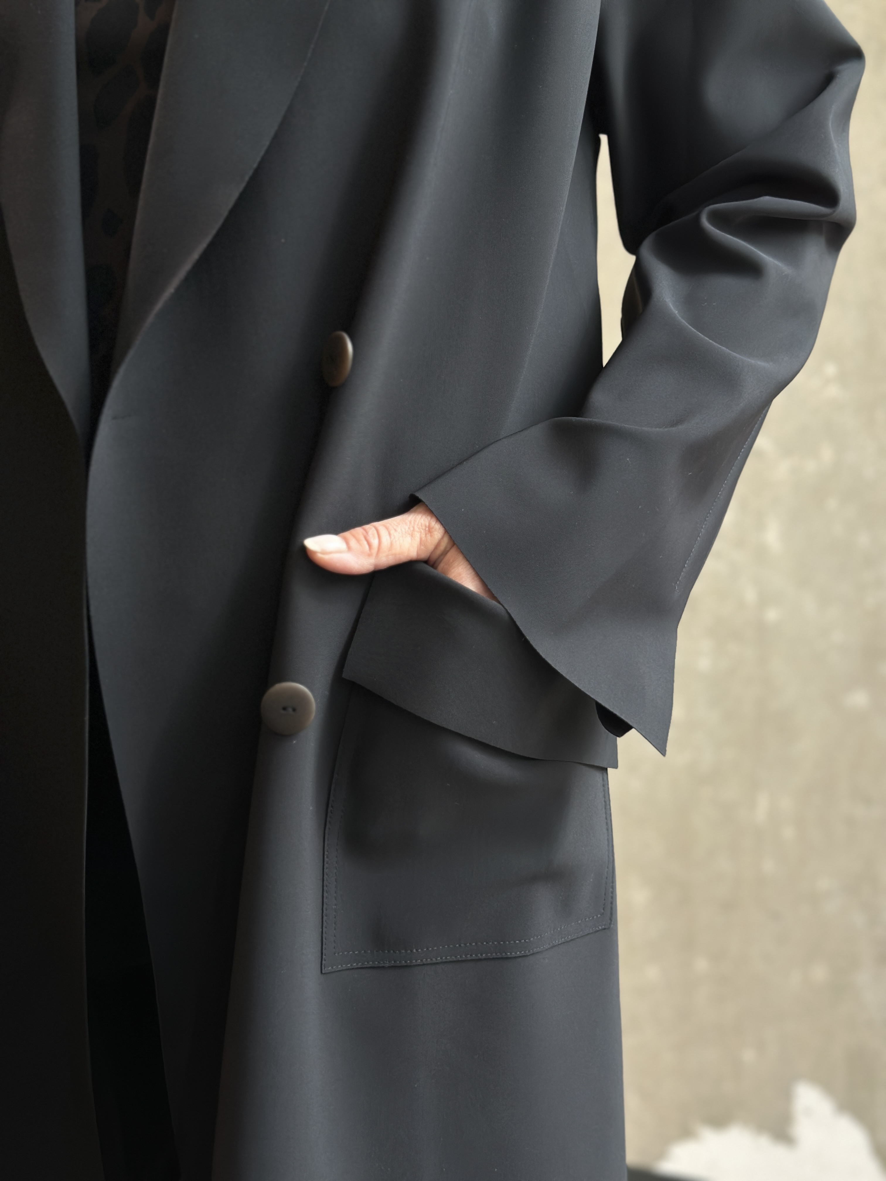 SASSENBACH_STYLE  Mantel MIA schoko & schwarz & blau 342