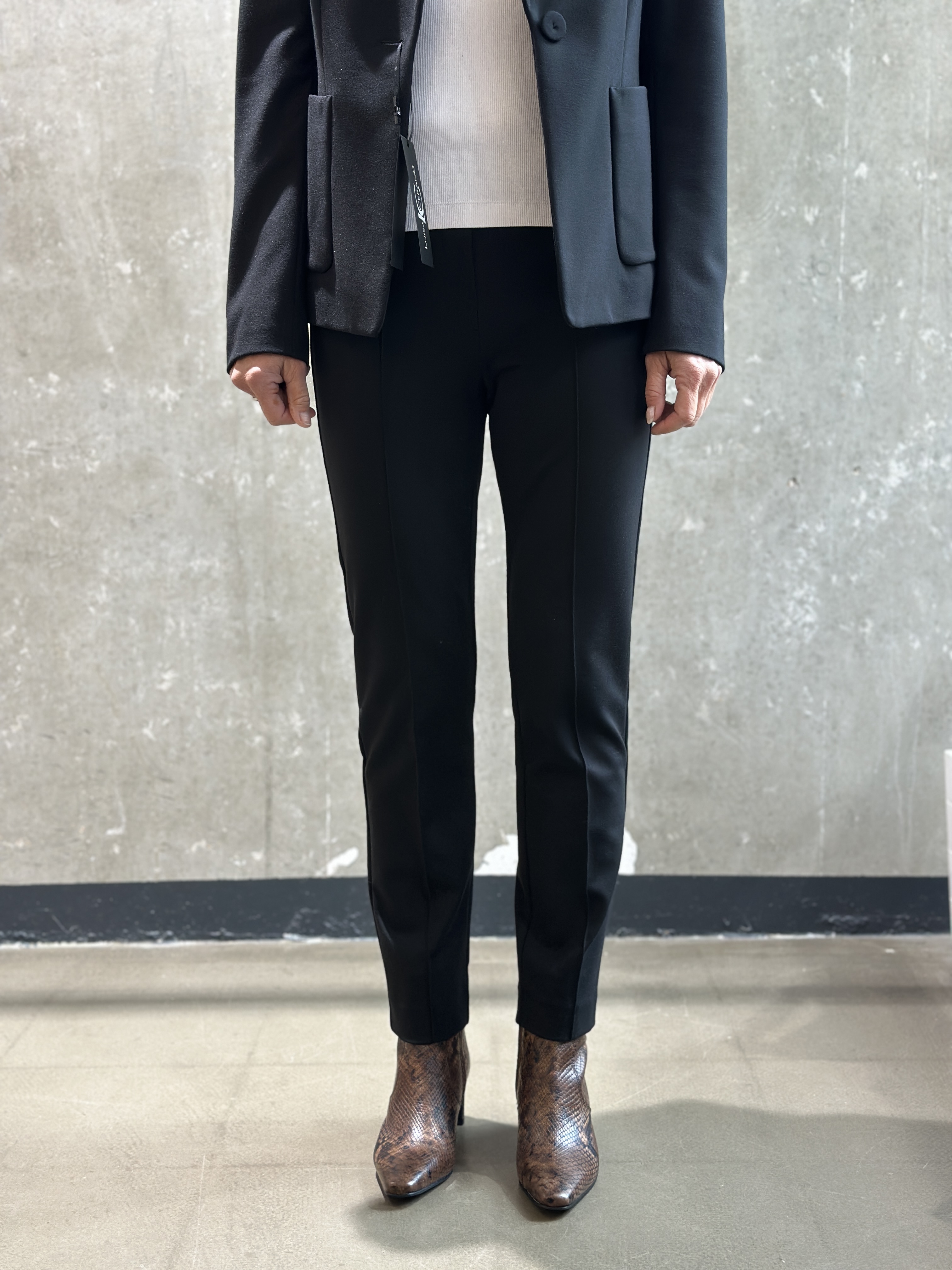 LUISA CERANO Joggpants aus Punto Milano