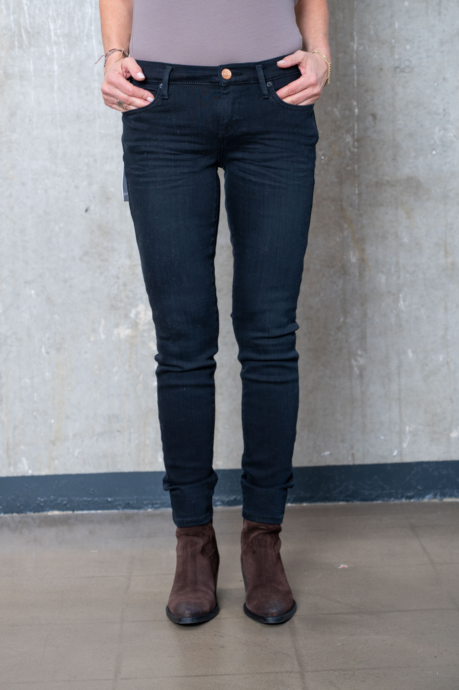 TRUE RELIGION Jeans  HALLE LIGHT BLACK