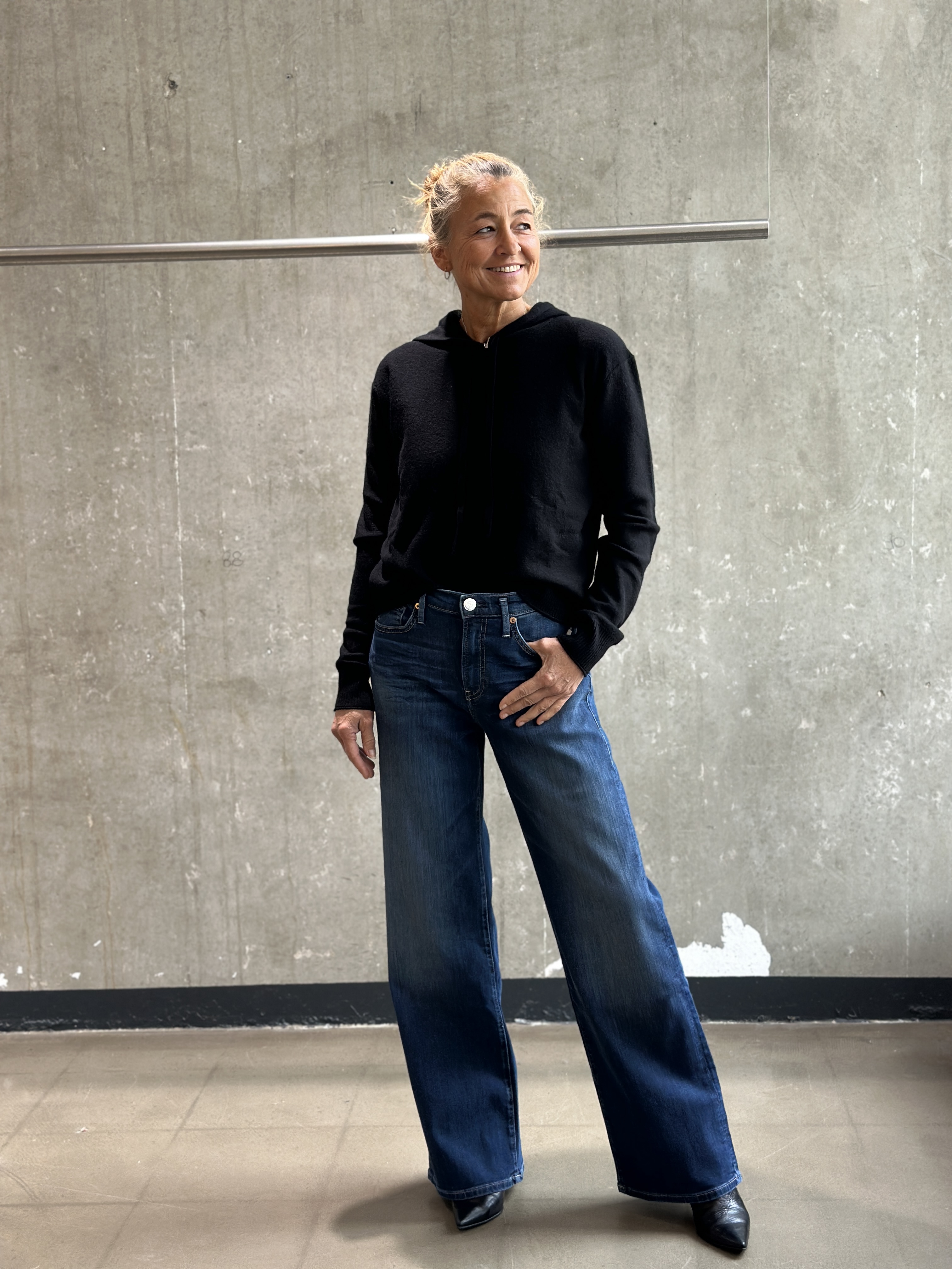 TRUE RELIGION SHIRLEY BAGGY WID (clean)