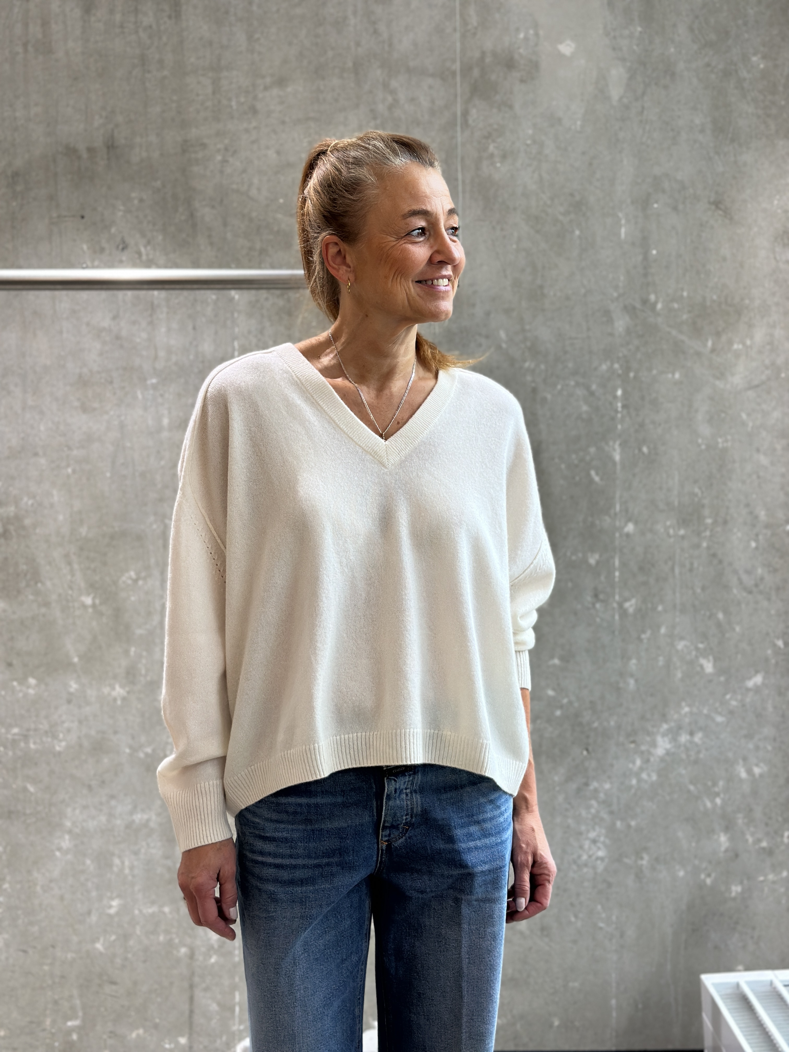 NOT SHY Pullover ecru