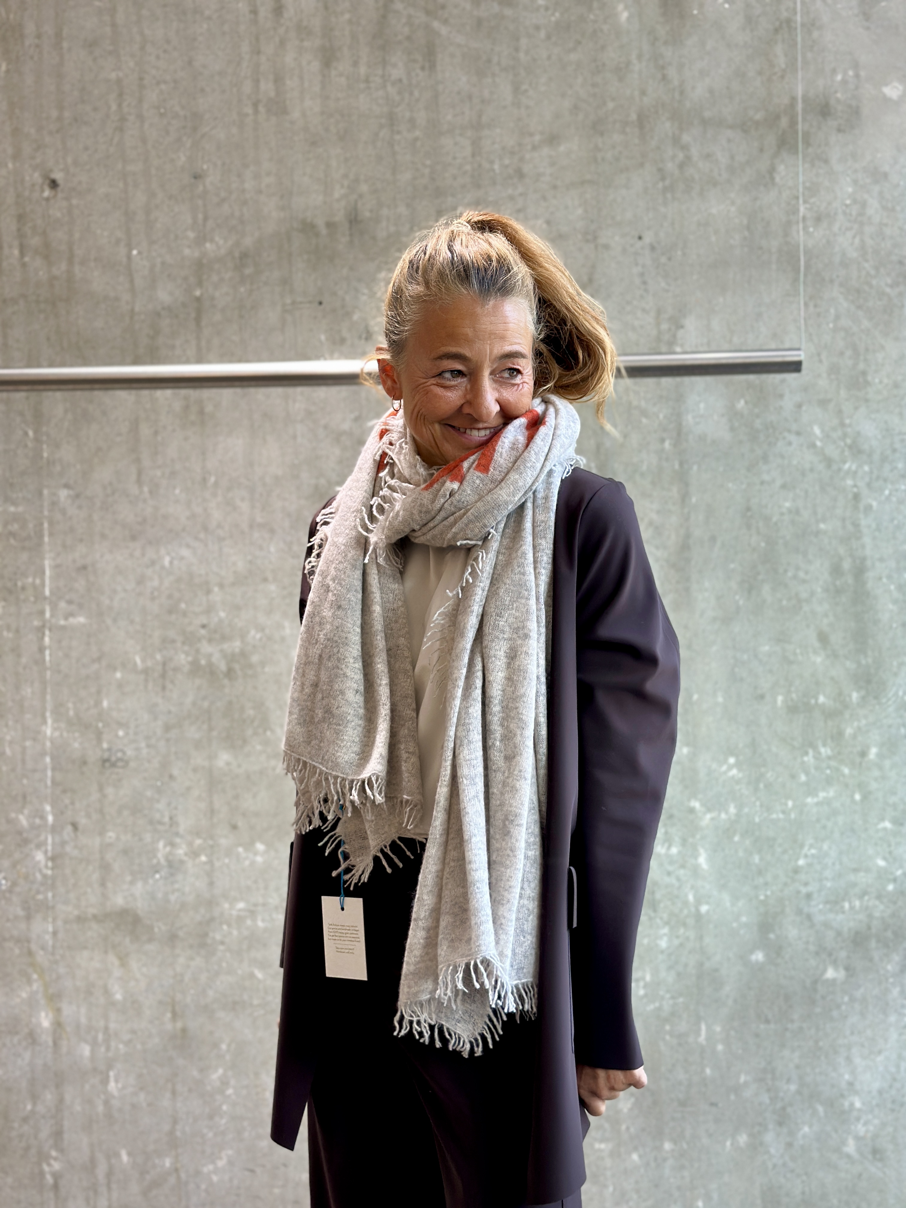 VON GOAT Schal Print C Letter Code "IF"