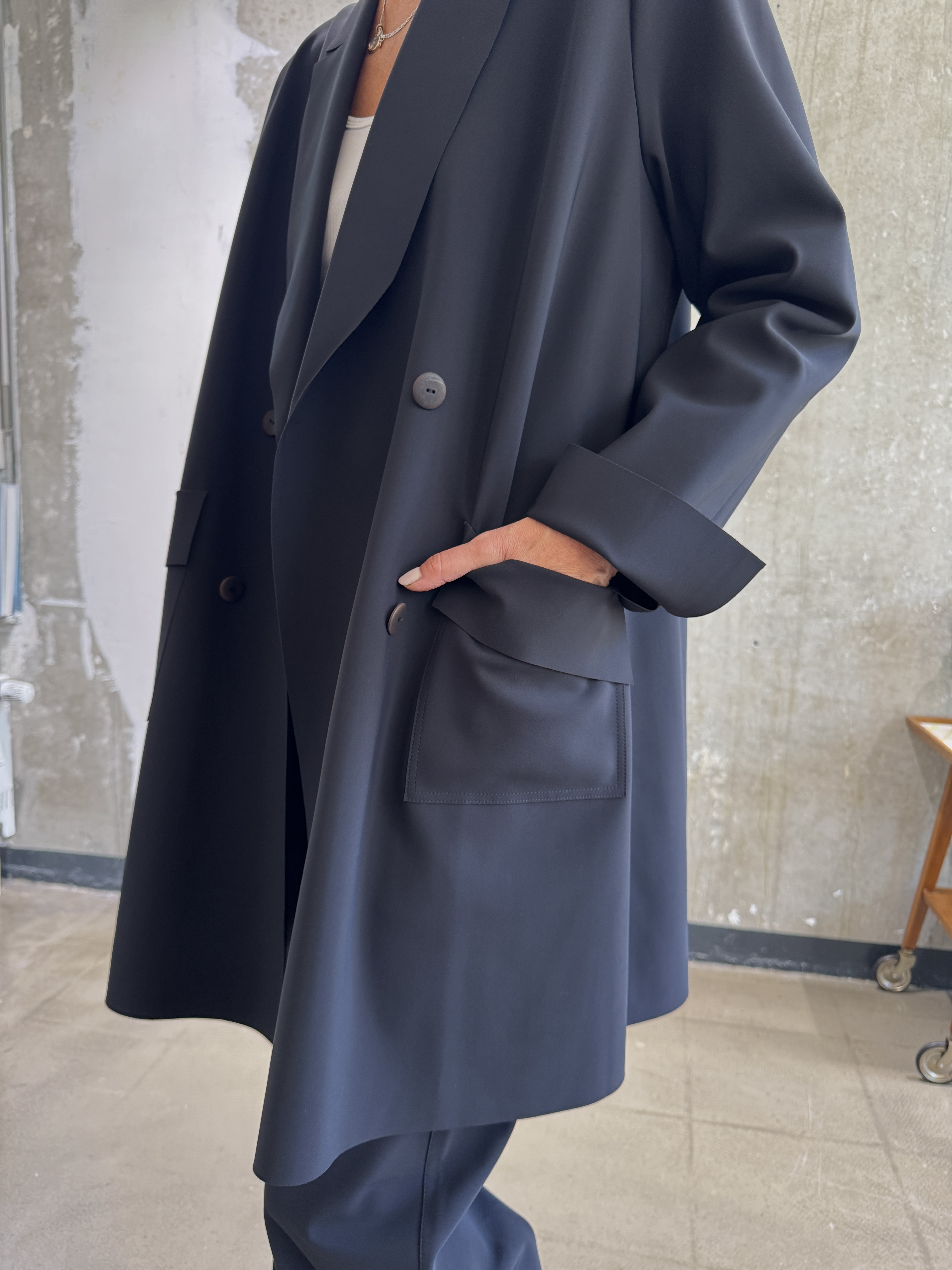 SASSENBACH_STYLE  Mantel MIA schoko & schwarz & blau 342