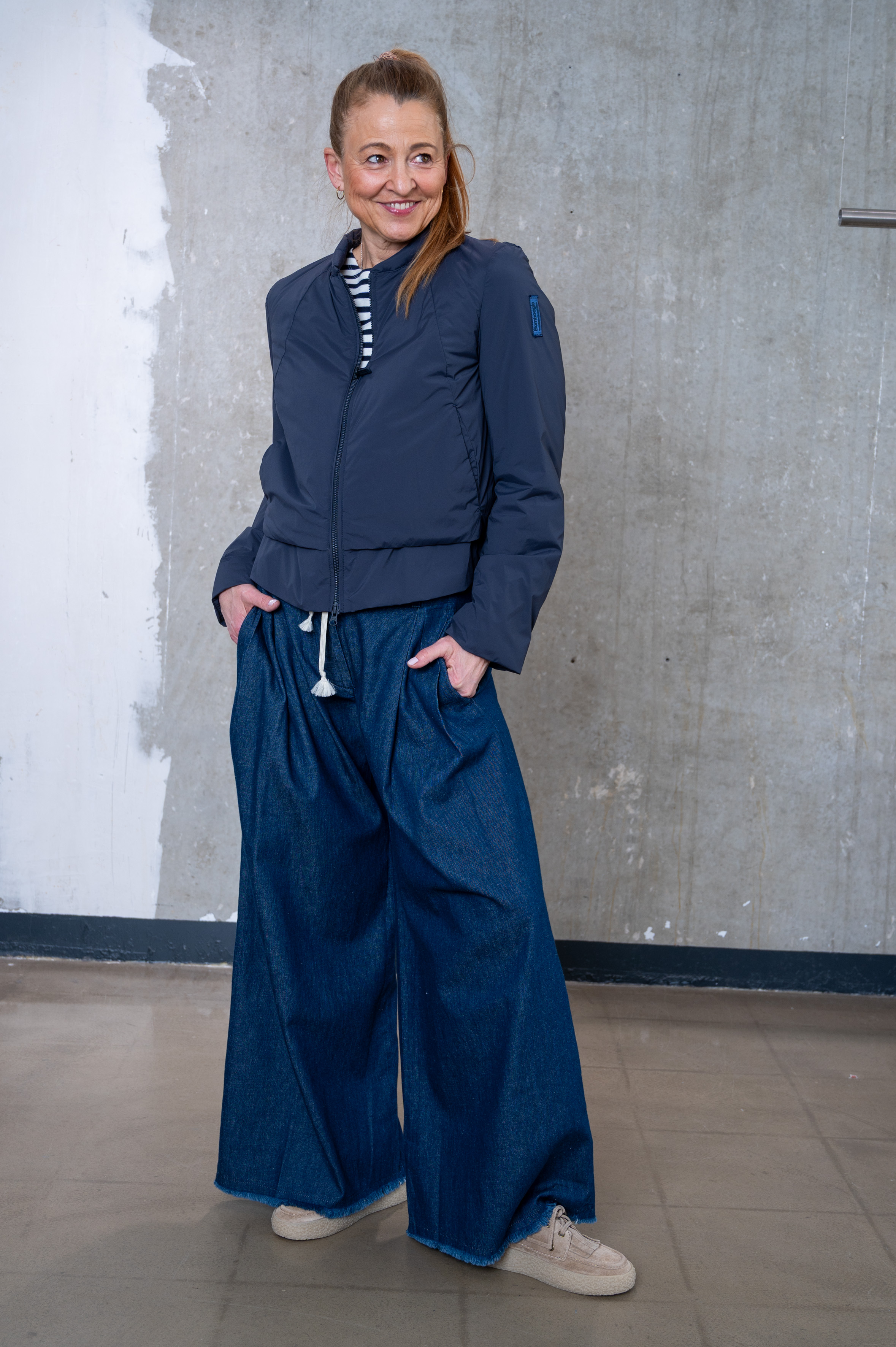 BOMBOOGIE Jacke dunkelblau