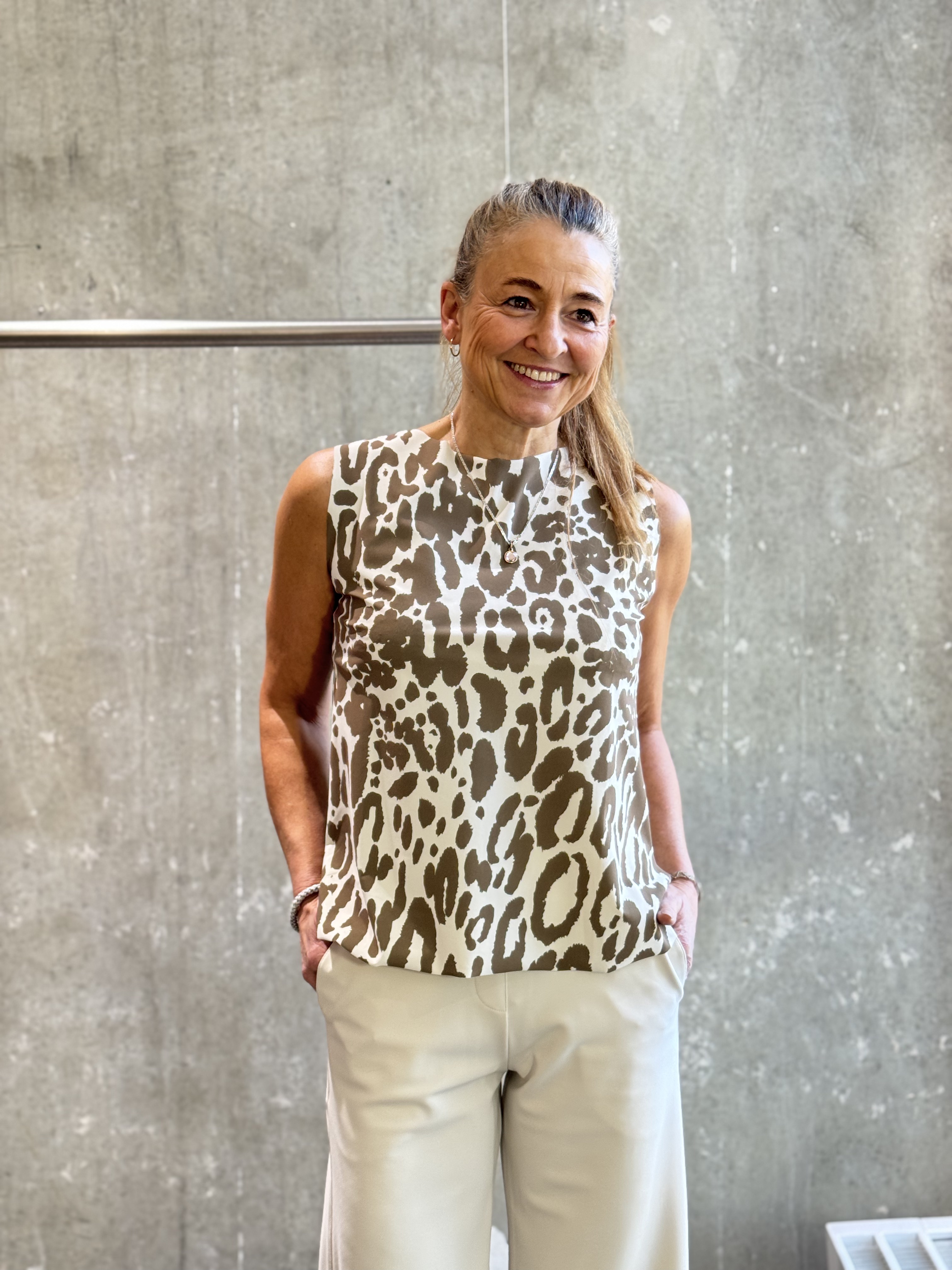 SASSENBACH_STYLE Top  KOLUMBA 