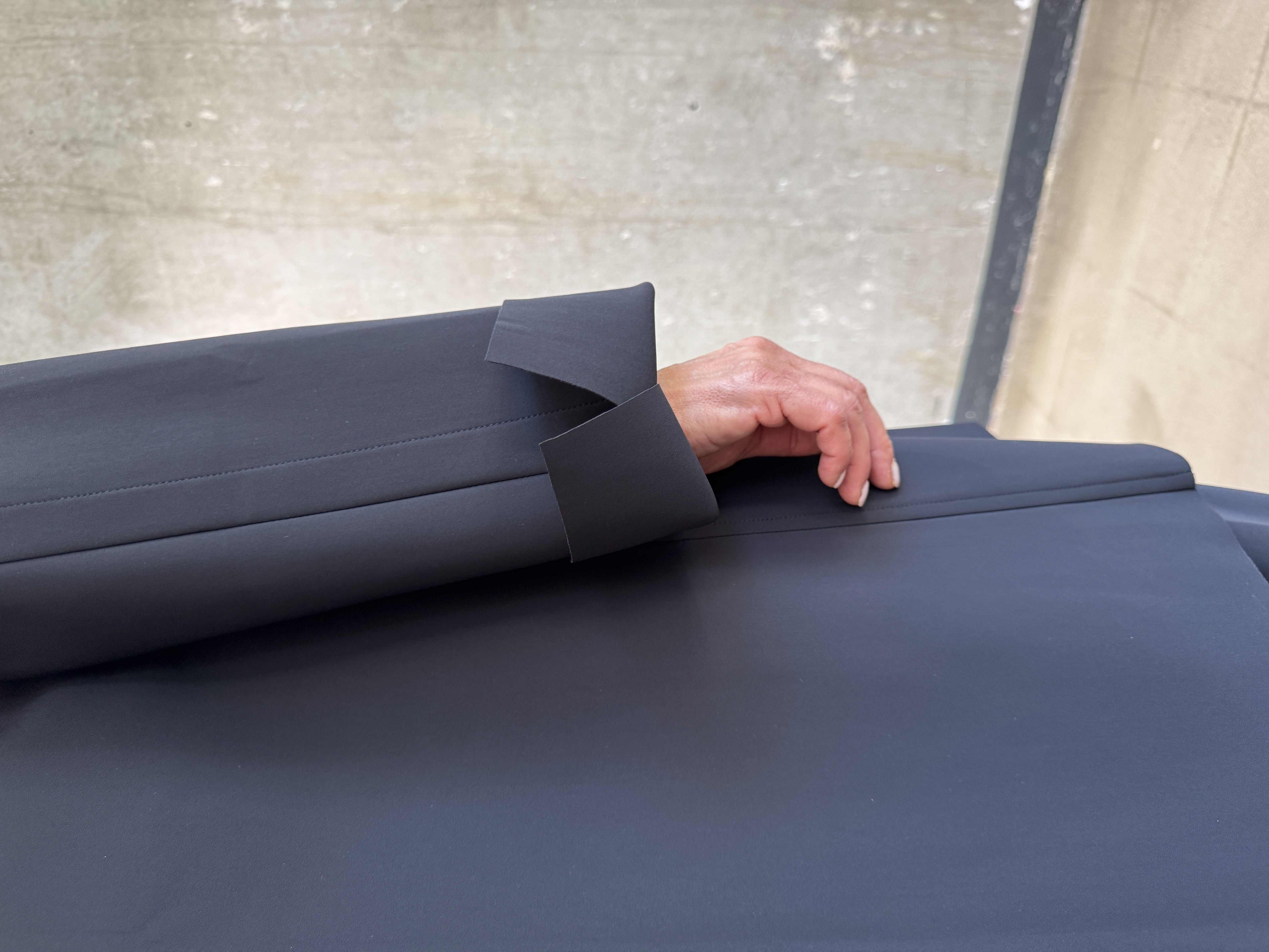 SASSENBACH_STYLE  Mantel MIA schoko & schwarz & blau 342