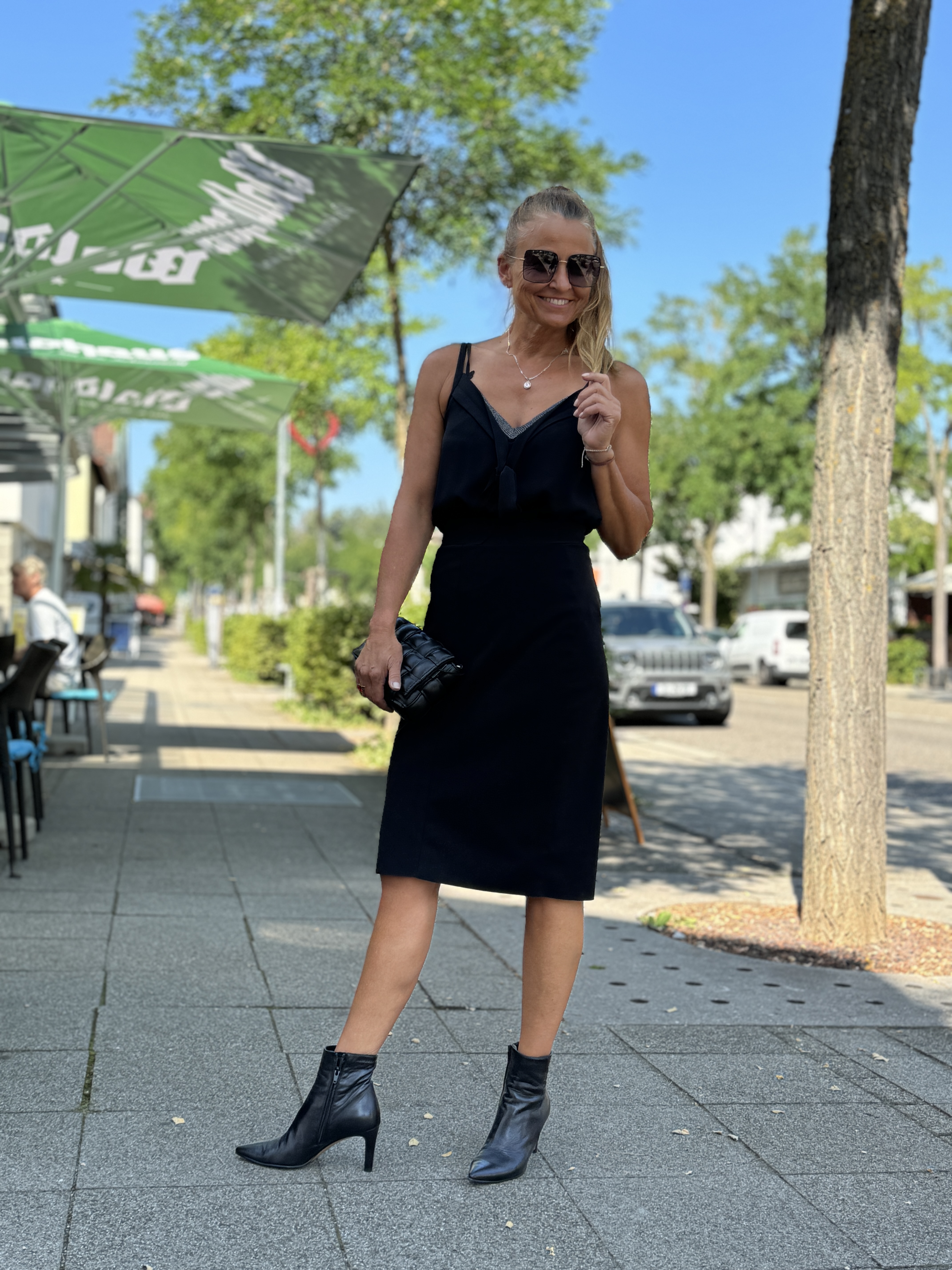 SASSENBACH-Style Rock INGRID schwarz & 342 nightblue