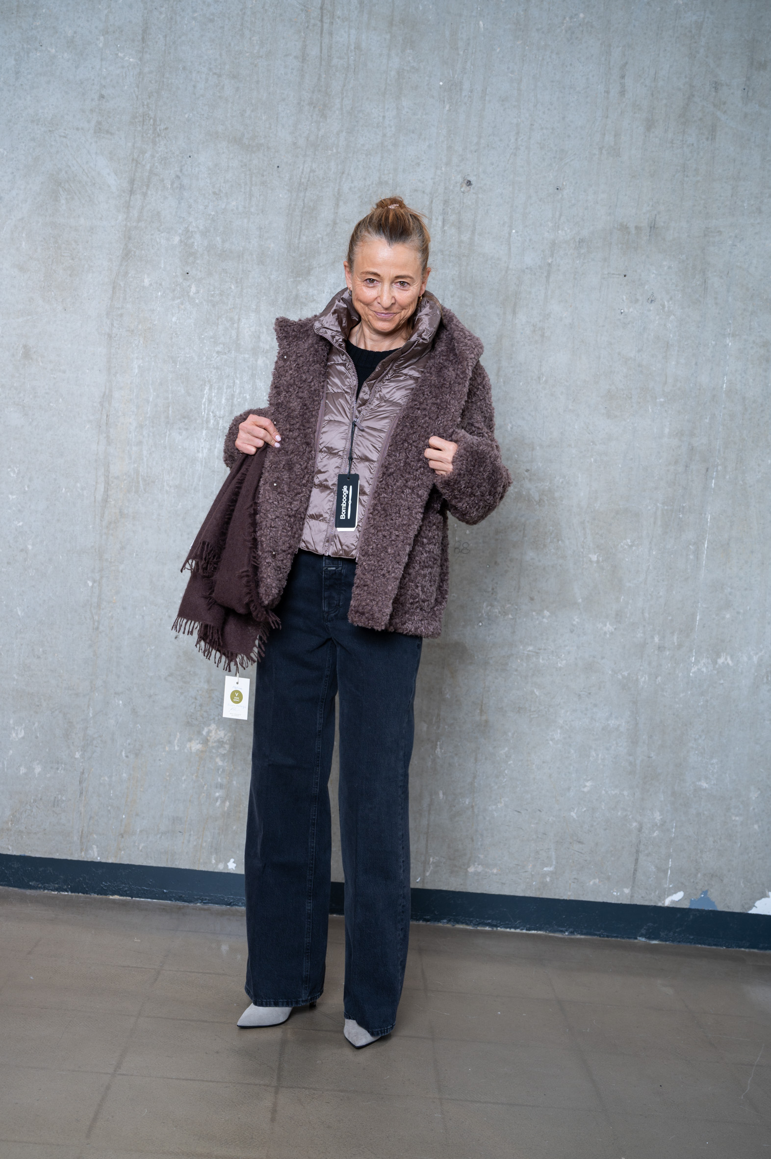 BOMBOOGIE Overcoat urban bronze & schwarz