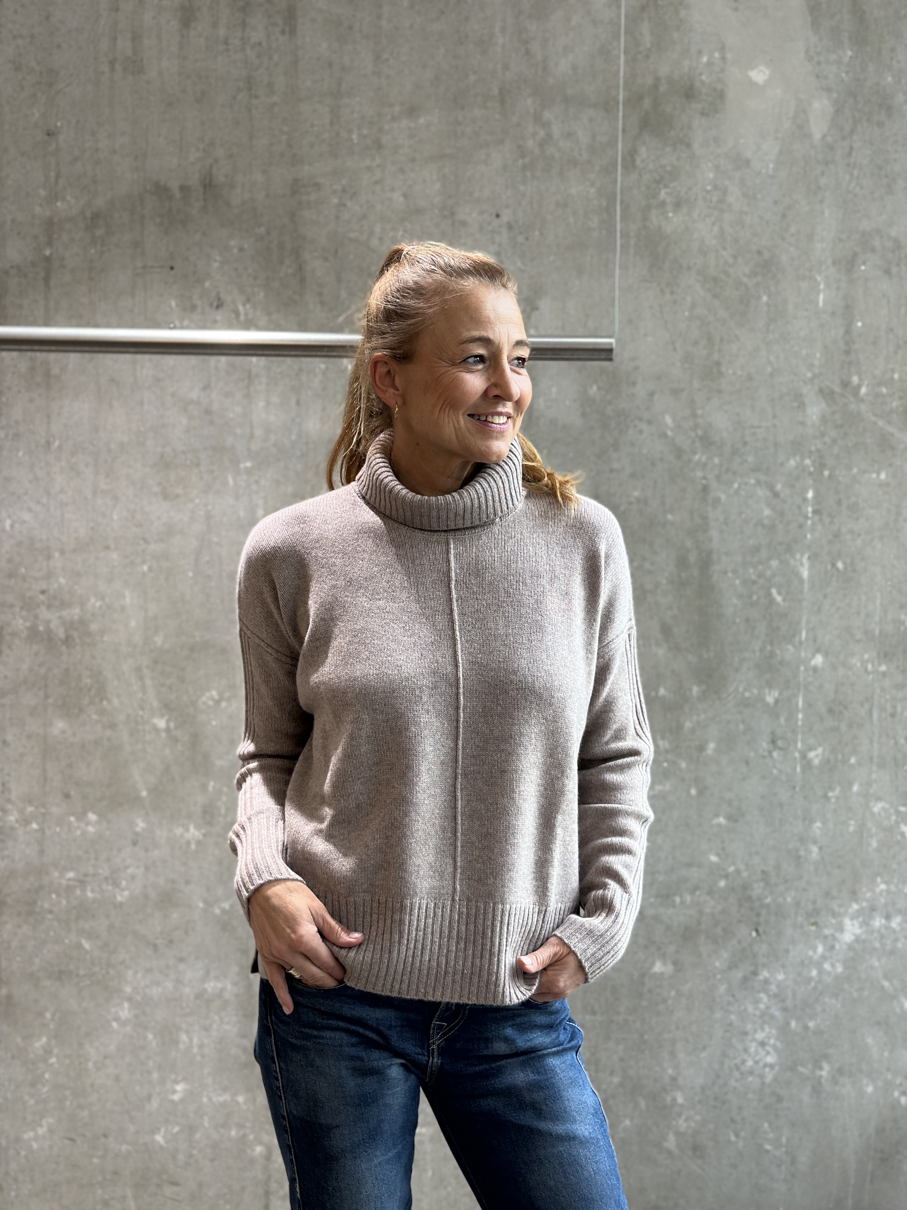 ABSOLUT CASHMERE Rolli CANDACE  in 2 Farben