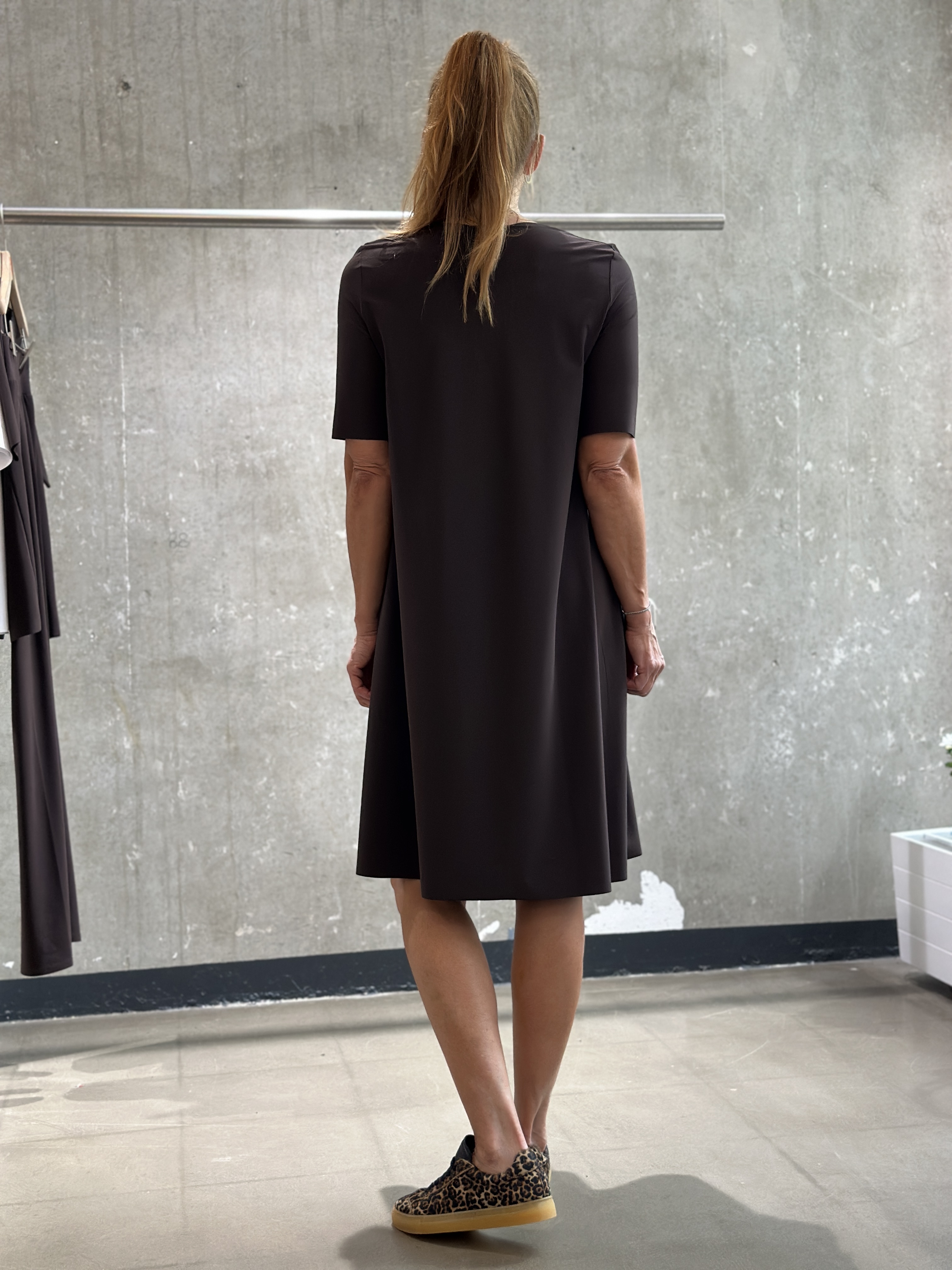 SASSENBACH_Style Kleid KASIMIRA schoko, schwarz & aperol