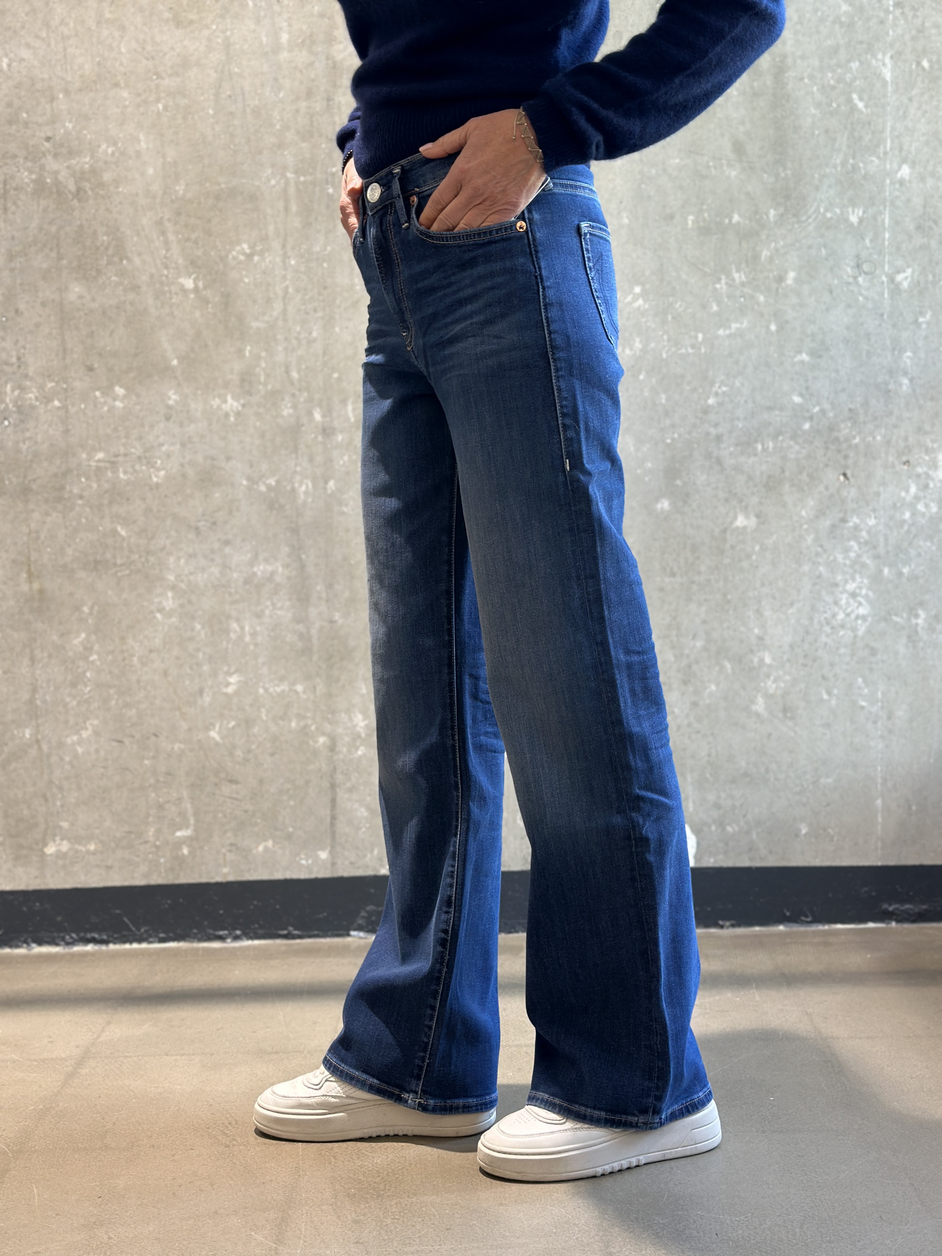 TRUE RELIGION SHIRLEY BAGGY WID (clean)