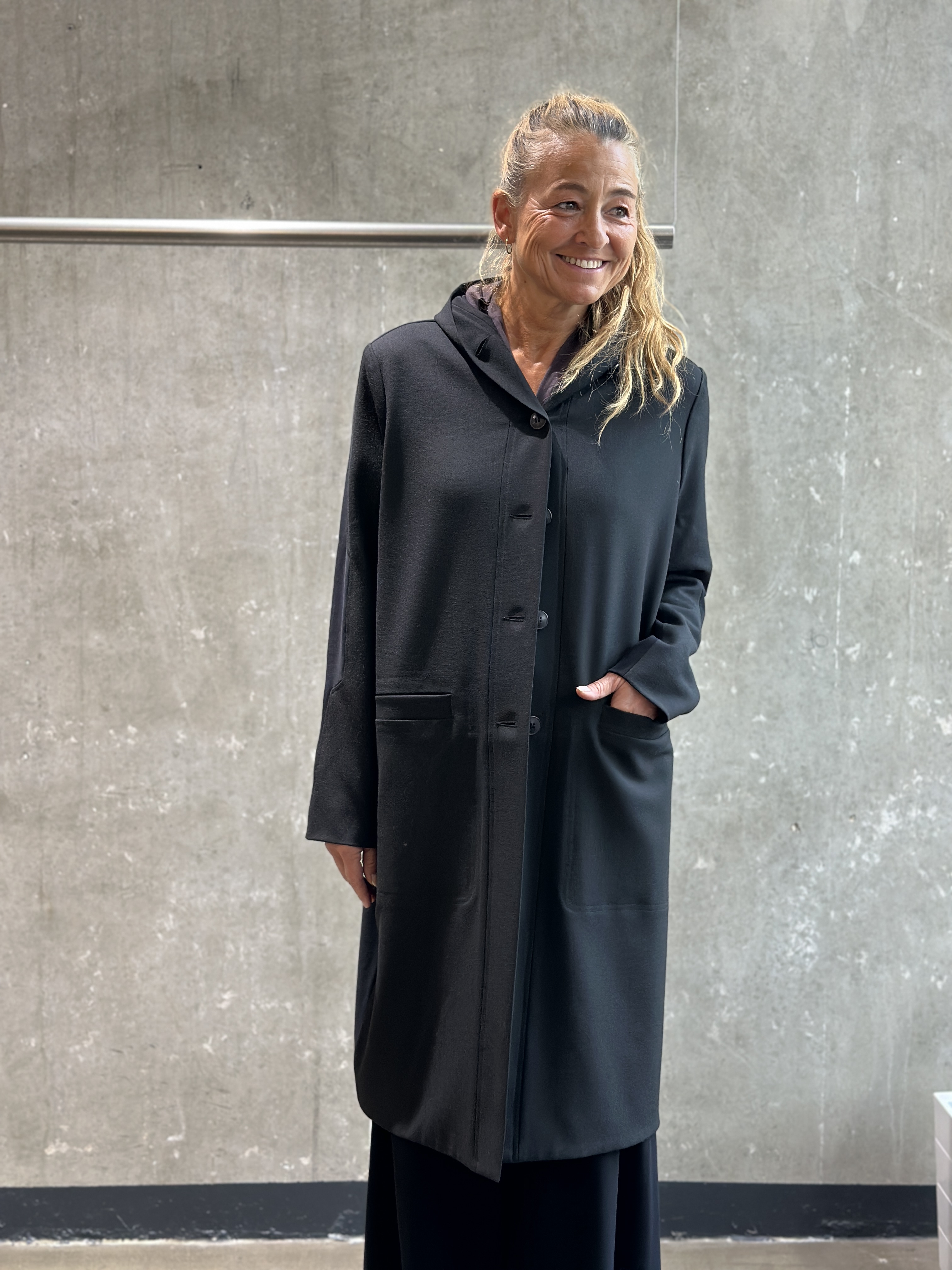 Ania Schierholt Mantel 3164/51 schwarz